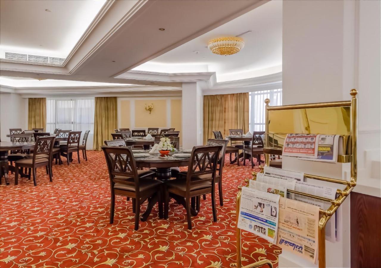 Crystal Plaza Al Majaz Hotel Sharjah Eksteriør billede