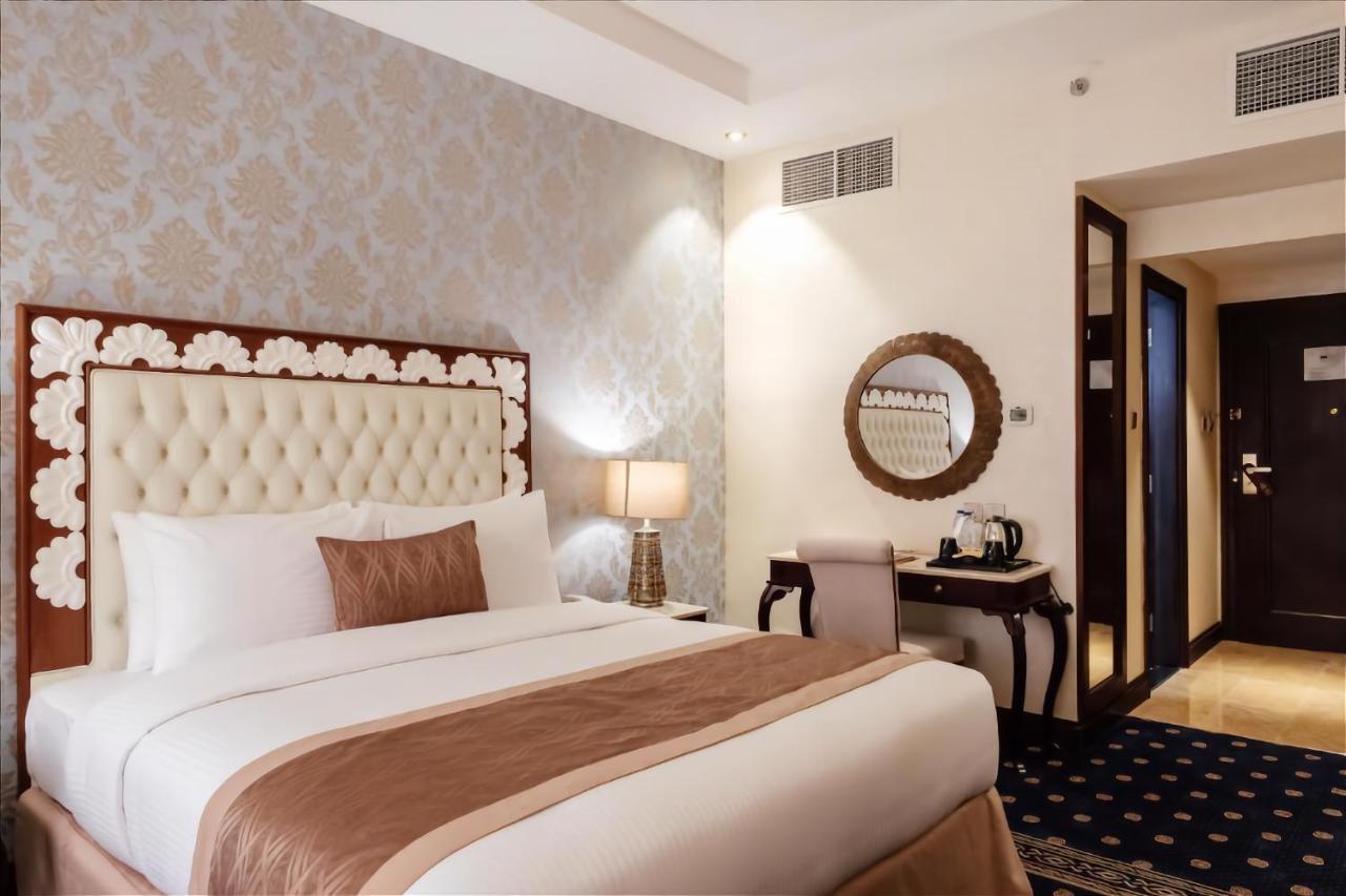 Crystal Plaza Al Majaz Hotel Sharjah Eksteriør billede